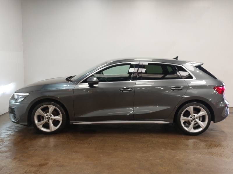 Audi A3 30 Tfsi S Line HG72OJA Grey #4