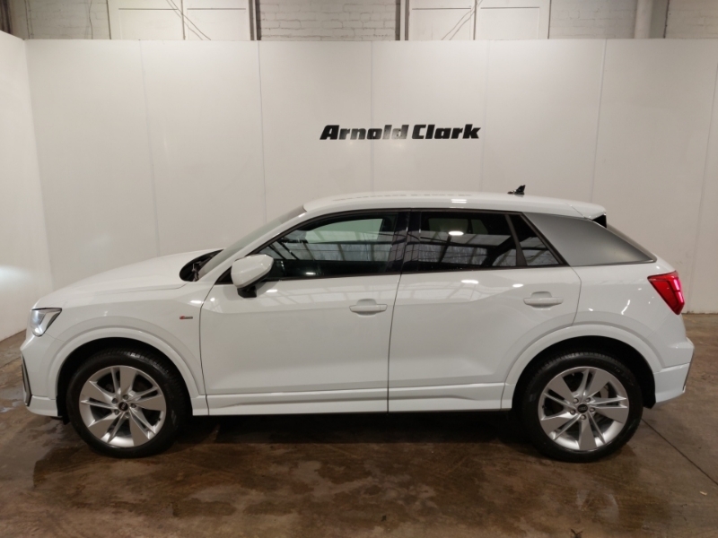 Audi Q2 35 Tfsi S Line S Tronic GL73VWS White #4