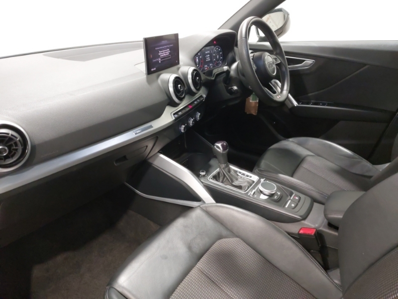 Audi Q2 35 Tfsi S Line S Tronic GL73VWS White #5