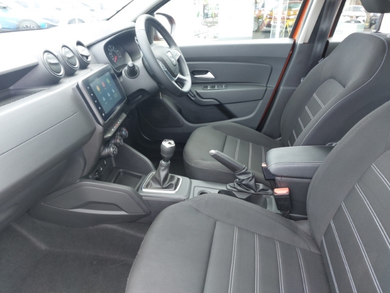 Dacia Duster 1.0 Tce 90 Comfort SM22AZC Orange #5