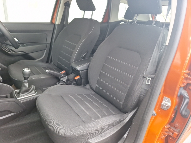 Dacia Duster 1.0 Tce 90 Comfort SB22UUP Orange #5