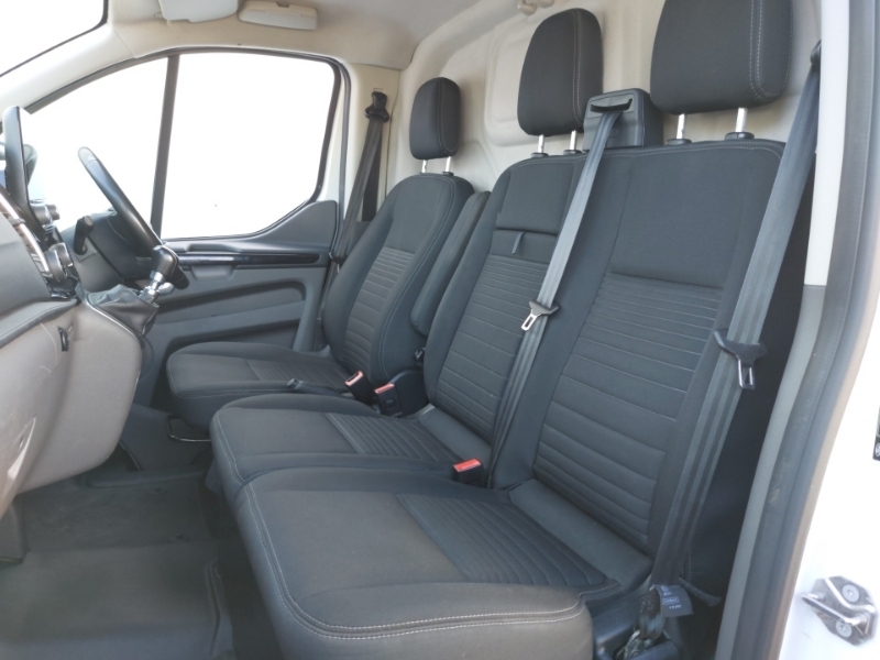Ford Transit Custom 2.0 Ecoblue 130Ps Low Roof Limited Van YM72RZG White #5