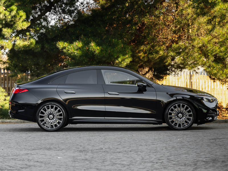 Mercedes-Benz CLA Class Cla 180 Amg Line Premium Plus Black #4