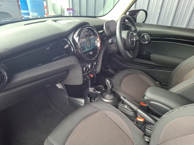 Mini Hatch 1.5 Cooper Classic SK24YRX Black #5