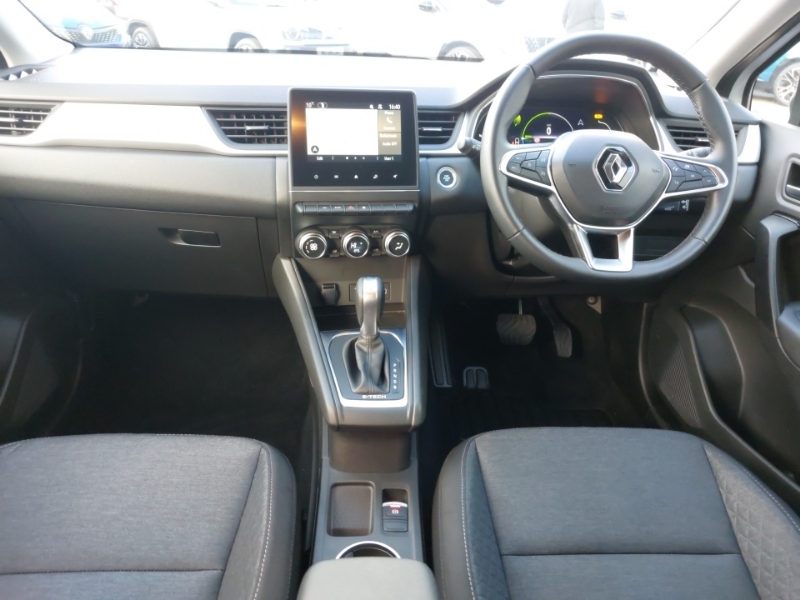 Renault Captur 1.6 E-tech Full Hybrid 145 Evolution SO72BHX White #3