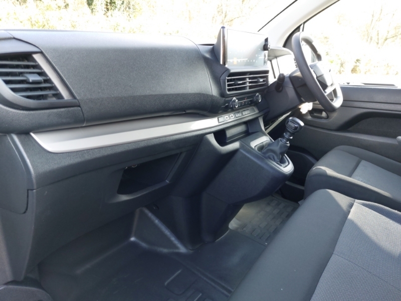Vauxhall Vivaro 2.0 Turbo D 145 Prime H1 Van DS24TOA White #5