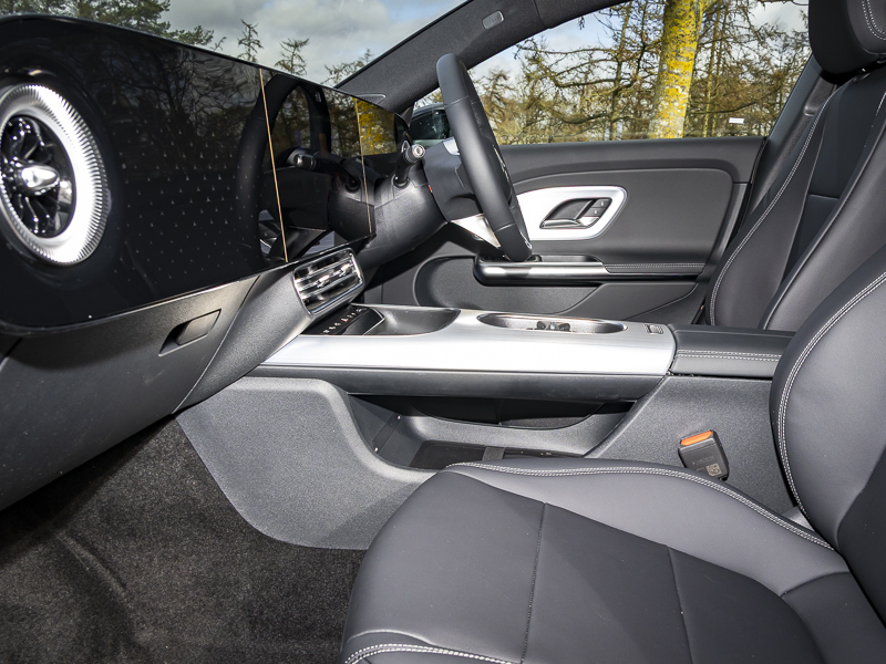 Mercedes-Benz CLA Class Cla 220 4Matic Sport Executive Black #3