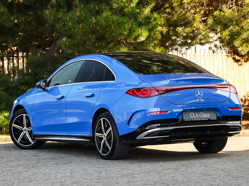 Mercedes-Benz CLA Class Cla 250 200Kw Eq Tech Amg Line Ed 85Kwh Blue #2