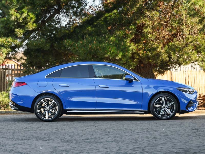 Mercedes-Benz CLA Class Cla 250 200Kw Eq Tech Amg Line Ed 85Kwh Blue #4