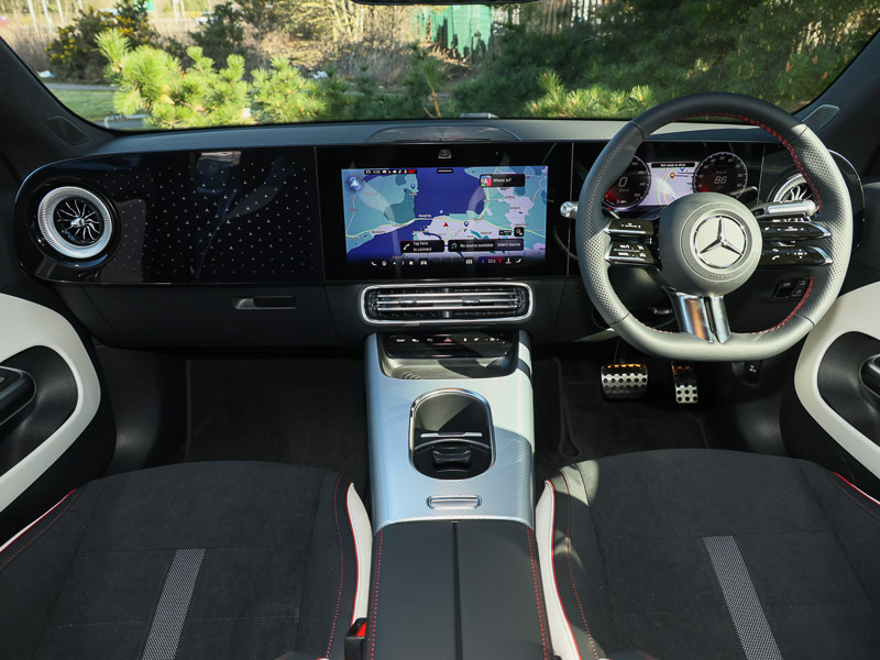 Mercedes-Benz CLA Class Cla 250 200Kw Eq Tech Amg Line Ed 85Kwh Black #3