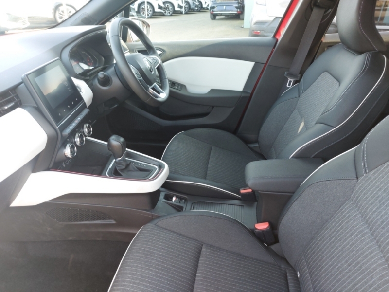 Renault Clio 1.6 E-tech Full Hybrid 145 Techno GD72JYB Red #5