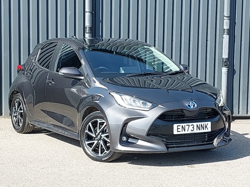 Toyota Yaris 1.5 Hybrid Design Cvt Grey