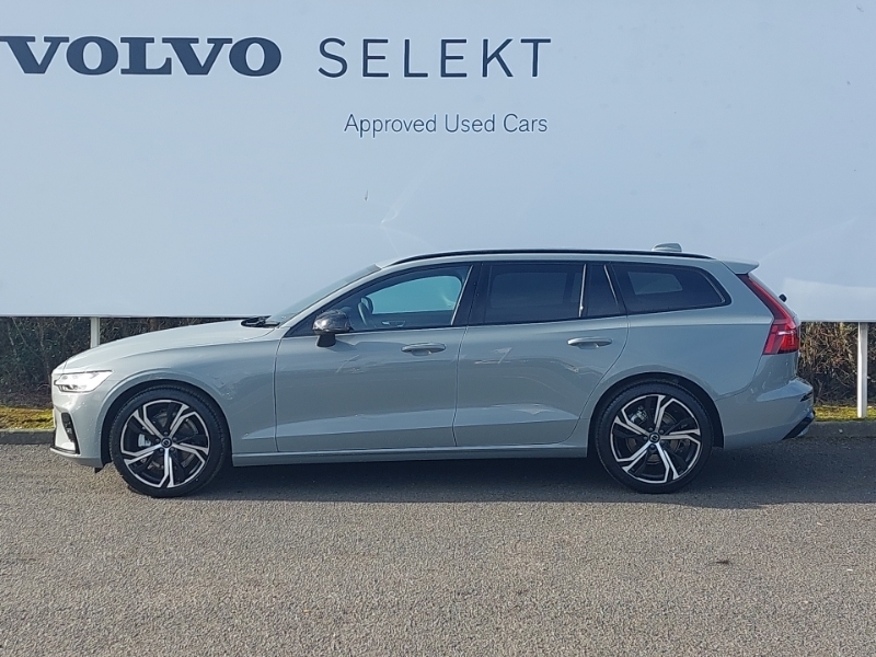 Volvo V60 2.0 B4p Plus Dark 7 Speed Grey #4