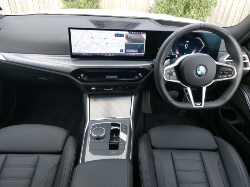 BMW 3 Series 320I M Sport Step YF25EWC White #4