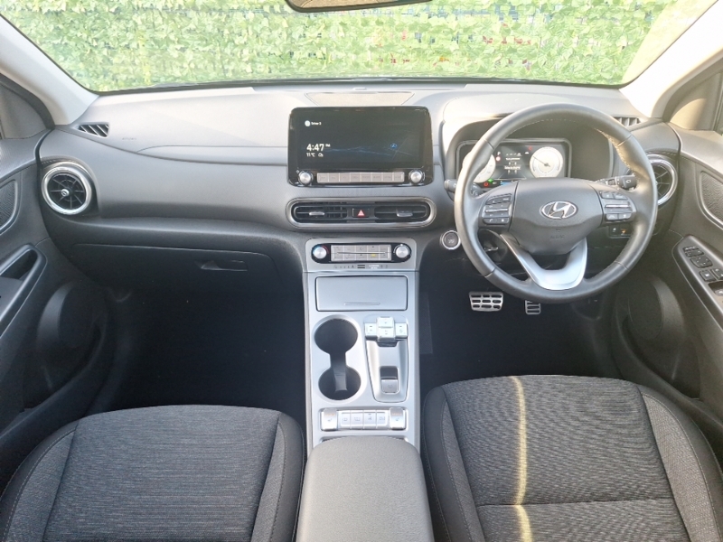 Hyundai Kona 150Kw Premium 64Kwh Black #4