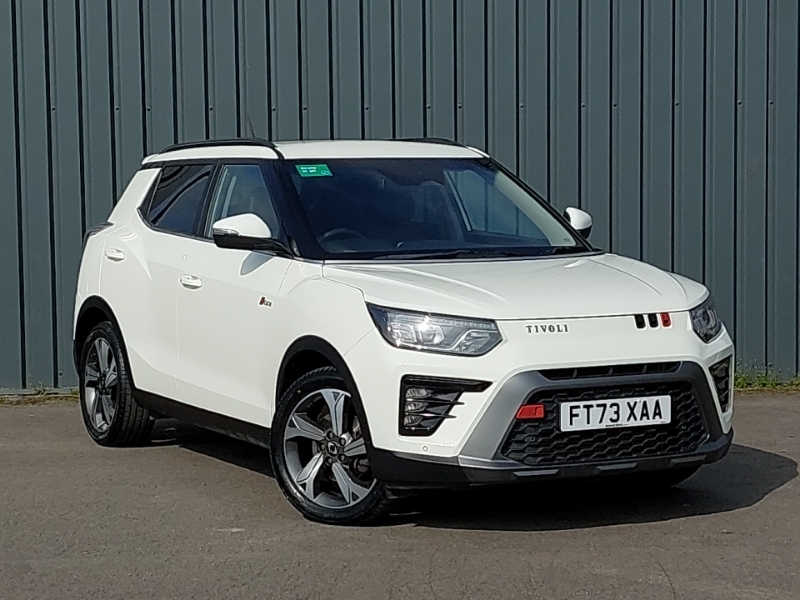 SsangYong Tivoli 1.5 K40 White