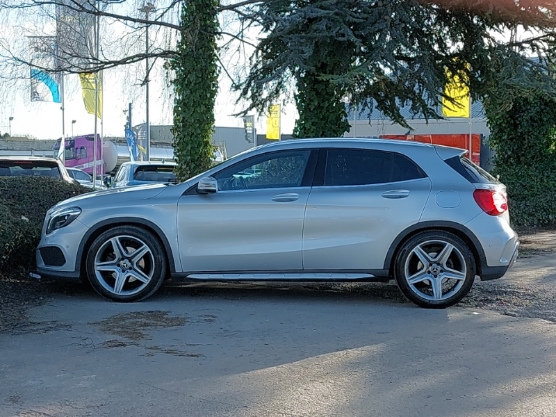 Mercedes-Benz GLA Class Gla 220 Cdi 4Matic Amg Line Premium Silver #4