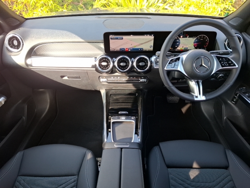 Mercedes-Benz GLB Class Glb 200 Sport Executive 7G-tronic Grey #3