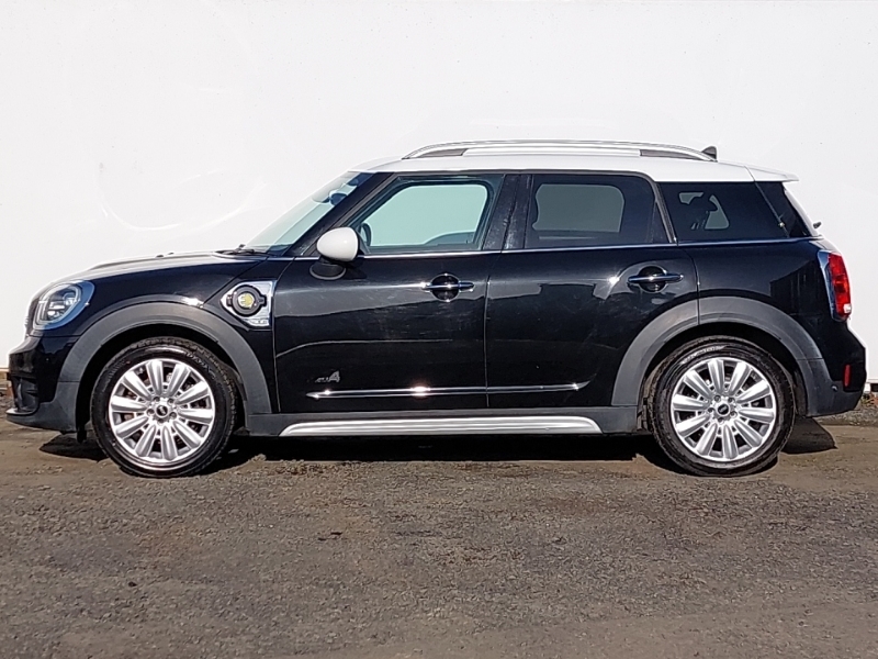 Mini Countryman 1.5 Cooper S E All4 Phev SL67ACJ Black #4