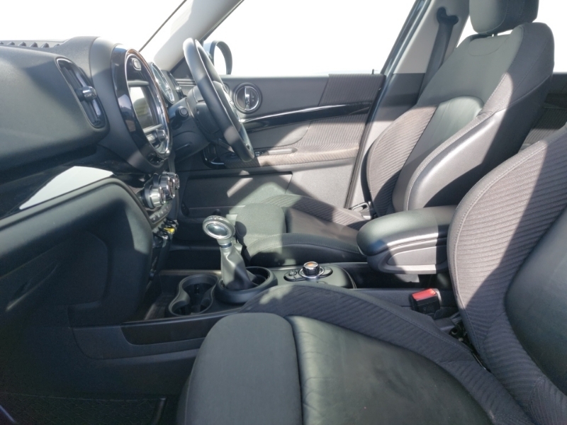 Mini Countryman 1.5 Cooper S E All4 Phev SL67ACJ Black #5