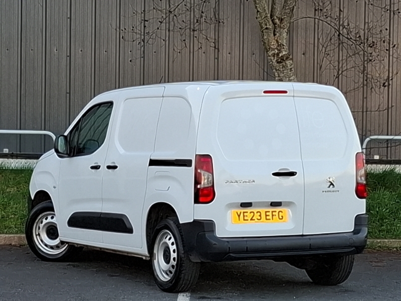 Peugeot Partner 1000 1.5 Bluehdi 100 Professional Premium Van YE23EFG White #2