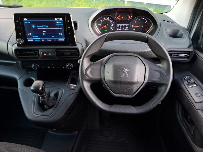Peugeot Partner 1000 1.5 Bluehdi 100 Professional Premium Van YE23EFG White #6