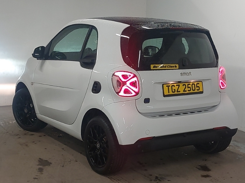 Smart Fortwo Coupe 60Kw Eq Prime Exclusive 17Kwh 22Kwch White #2