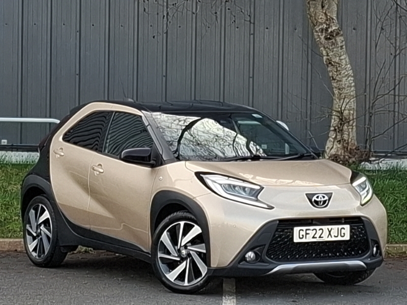 Toyota Aygo X 1.0 Vvt-i Exclusive Beige