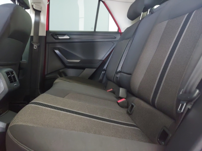 Volkswagen T-Roc 1.6 Tdi Design NL69FFO Red #6