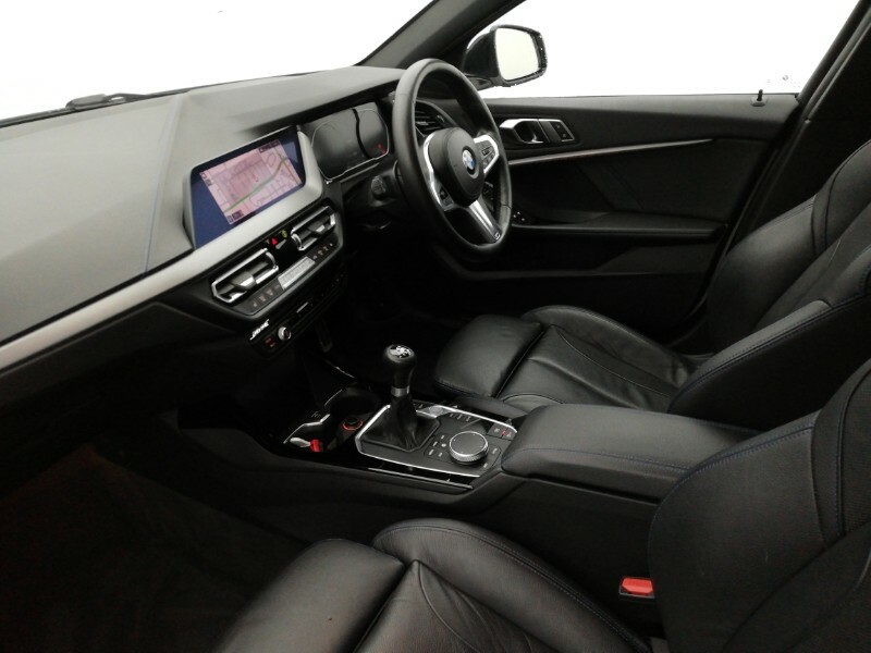BMW 1 Series 118D M Sport White #5