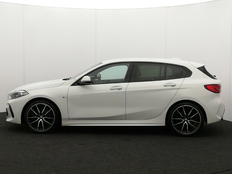 BMW 1 Series 118D M Sport White #4