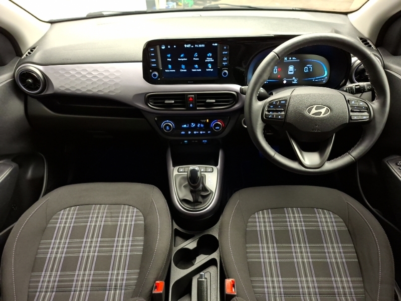 Hyundai I10 1.2 79 Premium Nav EN25BNV Black #3
