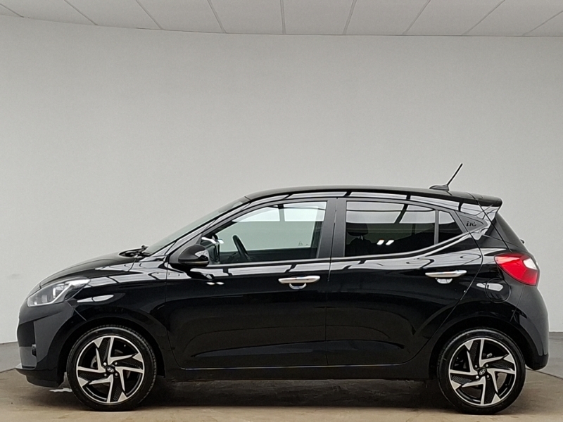 Hyundai I10 1.2 79 Premium Nav EN25BNV Black #4