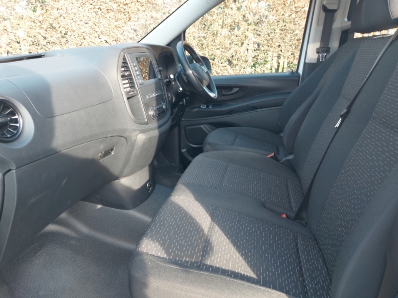 Mercedes-Benz Vito 114 Cdi Pro 9-Seater 9G-tronic White #5