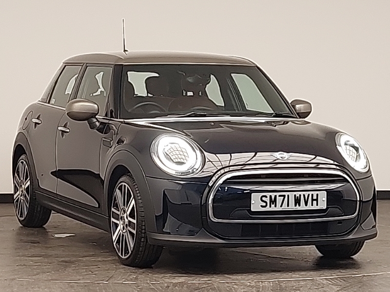 Mini Hatch 1.5 Cooper Exclusive SM71WVH Black