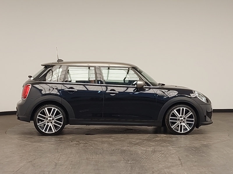 Mini Hatch 1.5 Cooper Exclusive SM71WVH Black #3
