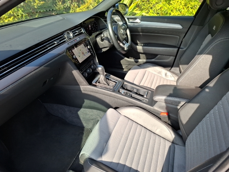Volkswagen Passat 2.0 Tdi Scr 190 R-line Dsg Panoramic Roof Blue #5
