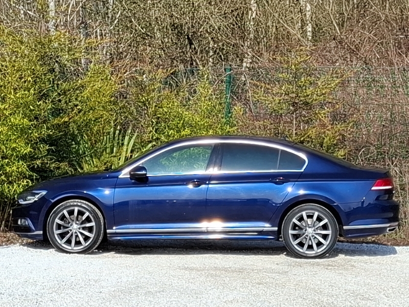 Volkswagen Passat 2.0 Tdi Scr 190 R-line Dsg Panoramic Roof Blue #4