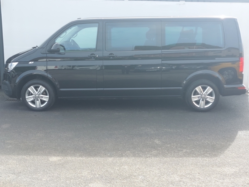 Volkswagen Transporter Shuttle 2.0 Tdi 150Ps Se Minibus SM24YAK Black #4