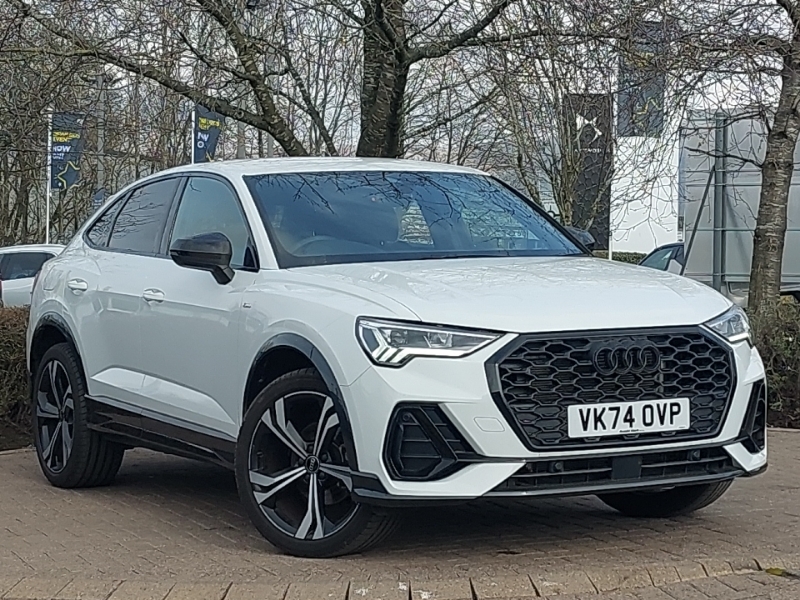 Audi Q3 35 Tfsi Black Edition S Tronic Tech Pack White