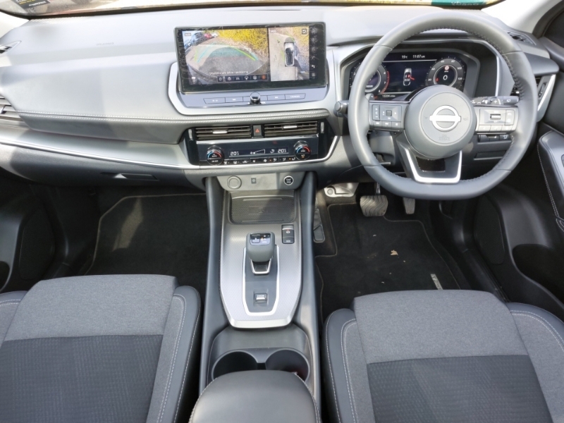Nissan Qashqai 1.3 Dig-t Mh 158 N-connecta Xtronic SL25ZGK Black #3