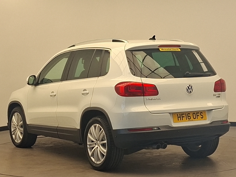 Volkswagen Tiguan 2.0 Tdi Bluemotion Tech Match Edition 150 2Wd HF16OFS White #2