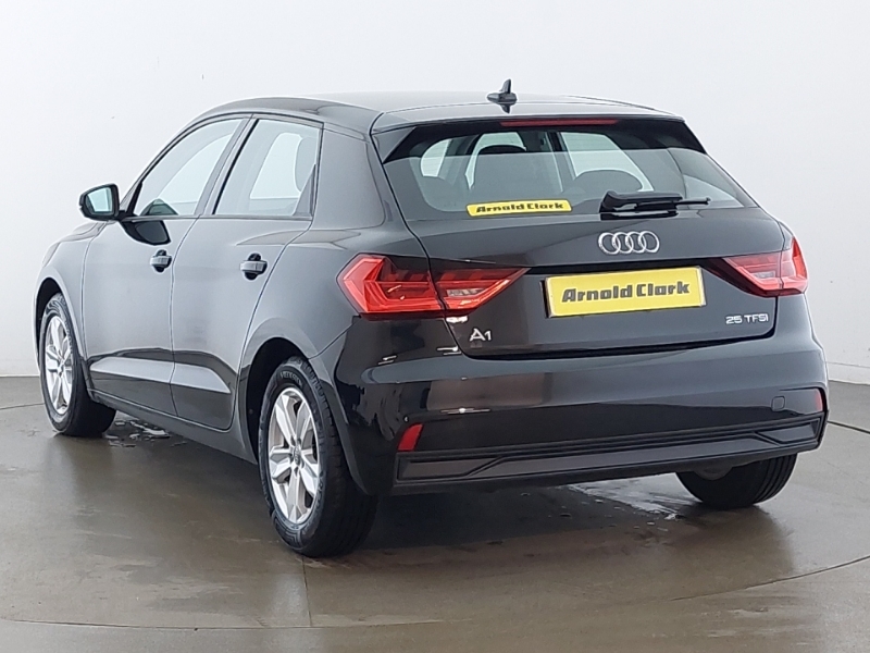 Audi A1 25 Tfsi Technik Black #2