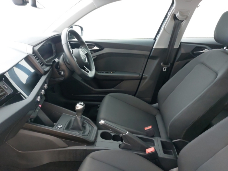 Audi A1 25 Tfsi Technik Black #5
