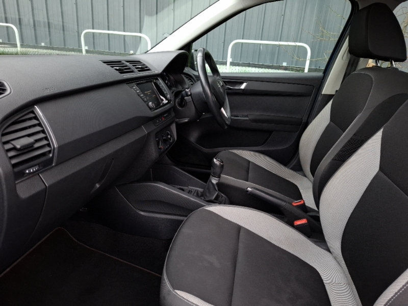 Skoda Fabia 1.0 Tsi Colour Edition WR18XYV Blue #5