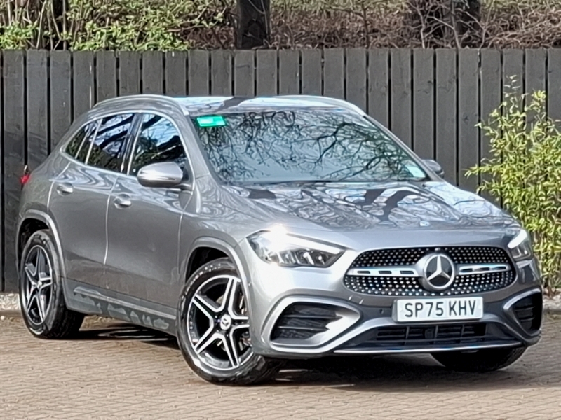 Mercedes-Benz GLA Class Gla 200D Amg Line Executive Grey