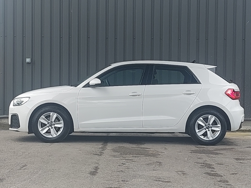 Audi A1 25 Tfsi Technik ND72LUP White #4