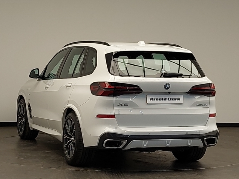 BMW X5 Xdrive50e M Sport  White #2