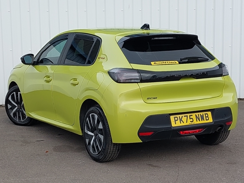 Peugeot 208 Hatchback Special Edi 1.2 Puretech 100 Style PK75NWB Yellow #2