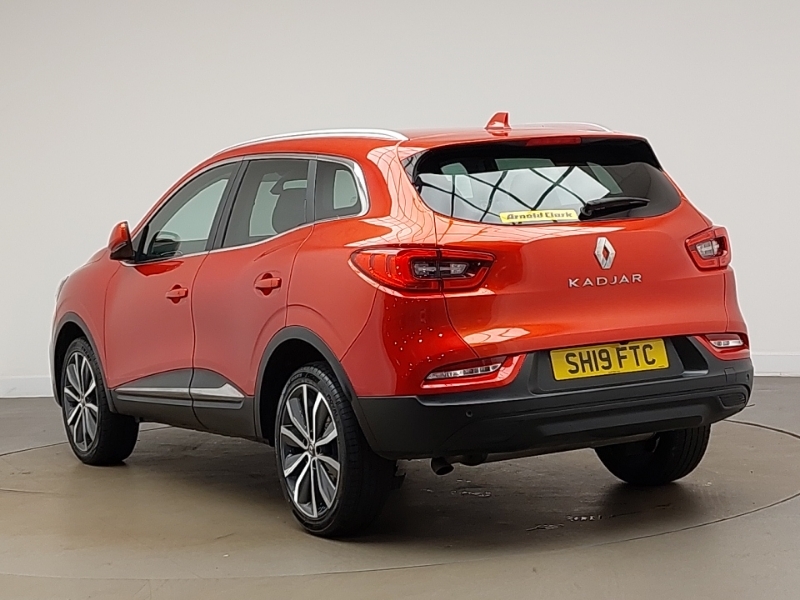 Renault Kadjar 1.3 Tce Iconic SH19FTC Red #2